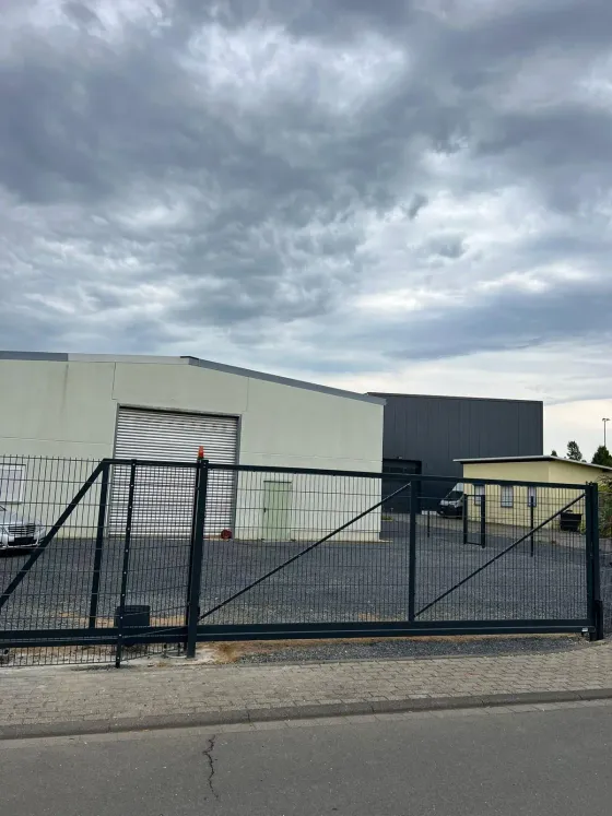 Industriezaun in Rietberg - fachgerechte Ausführung vor Ort